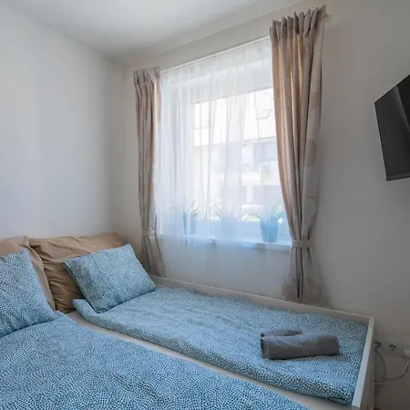 Apartamento Captain's Kenese *