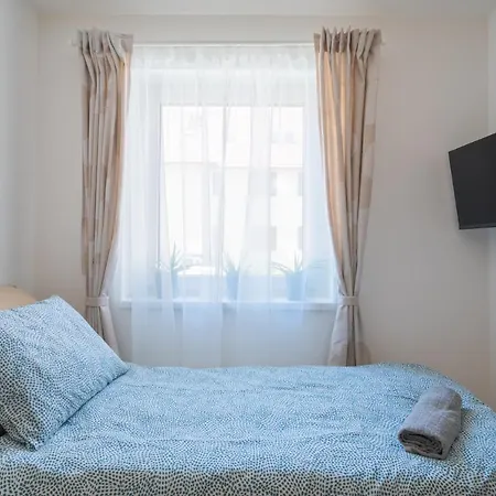 Captain's Kenese * Balatonkenese